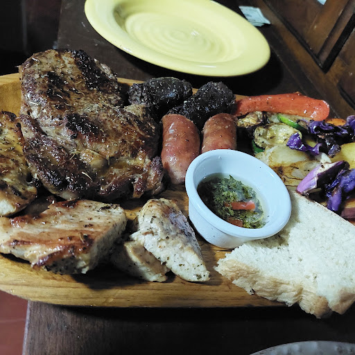 Parrillada y Restaurante Los Compinches
